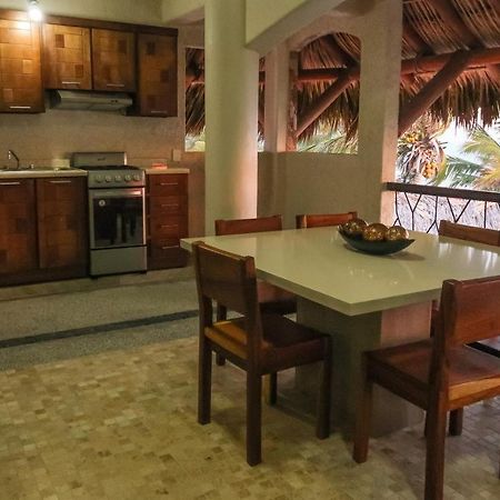 Hotel Villas Punta Blanca Zihuatanejo Exterior foto