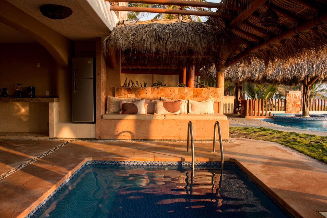 Hotel Villas Punta Blanca Zihuatanejo Exterior foto