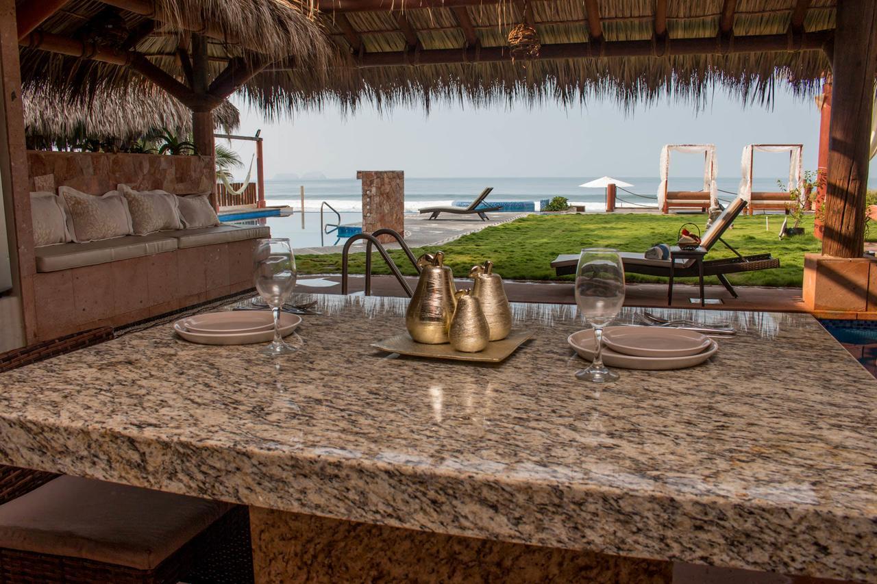 Hotel Villas Punta Blanca Zihuatanejo Exterior foto