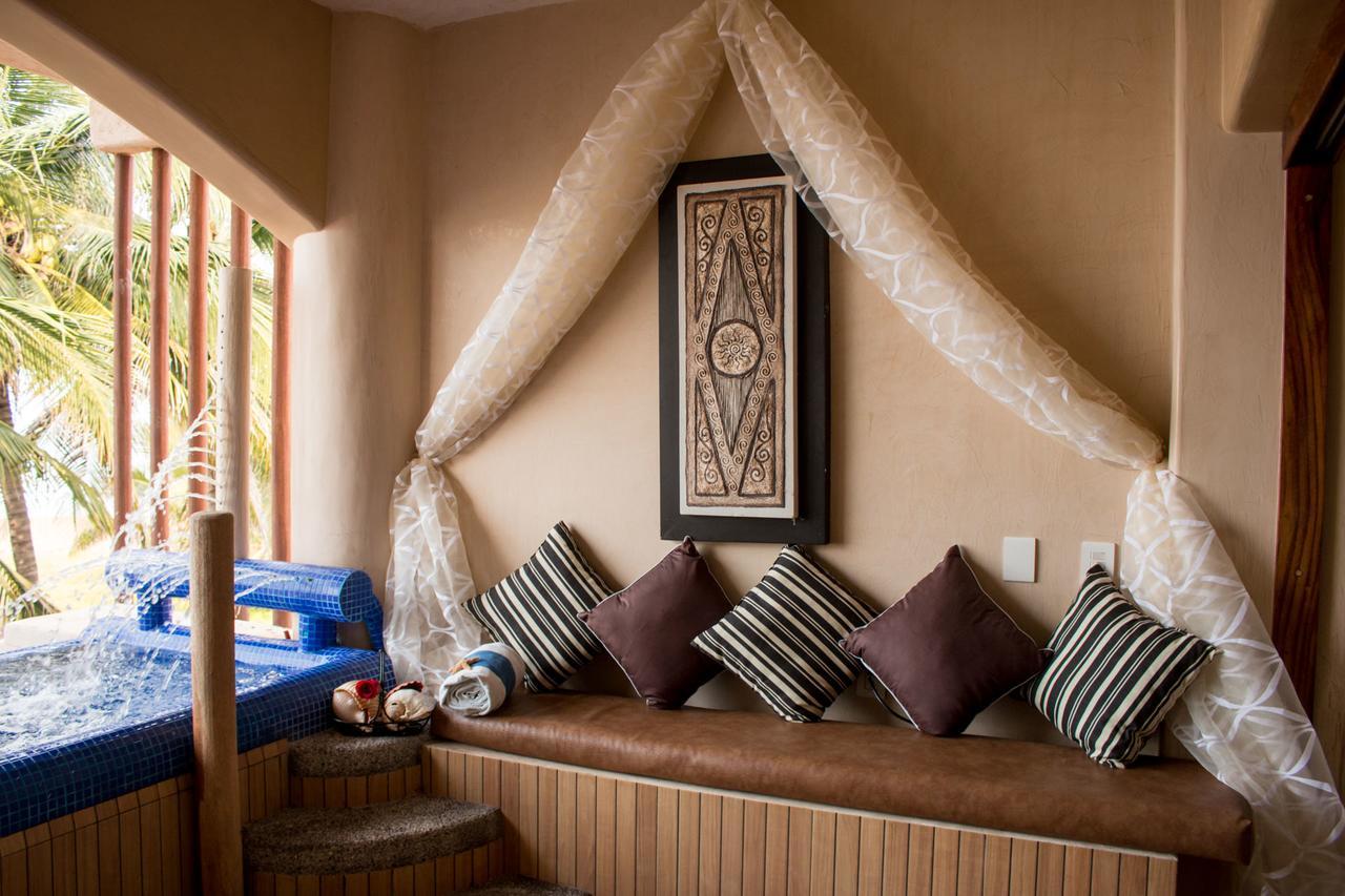 Hotel Villas Punta Blanca Zihuatanejo Exterior foto