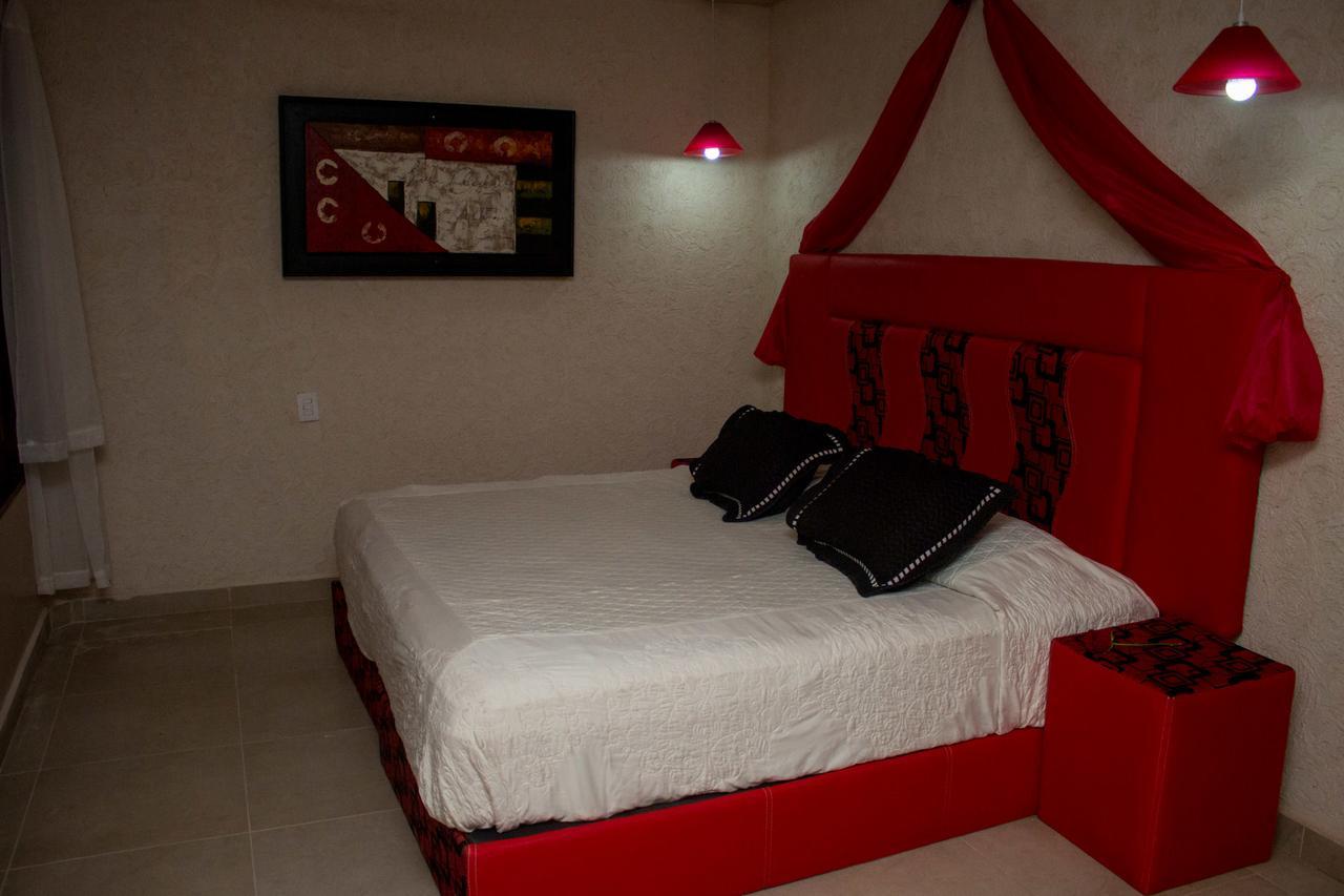 Hotel Villas Punta Blanca Zihuatanejo Exterior foto