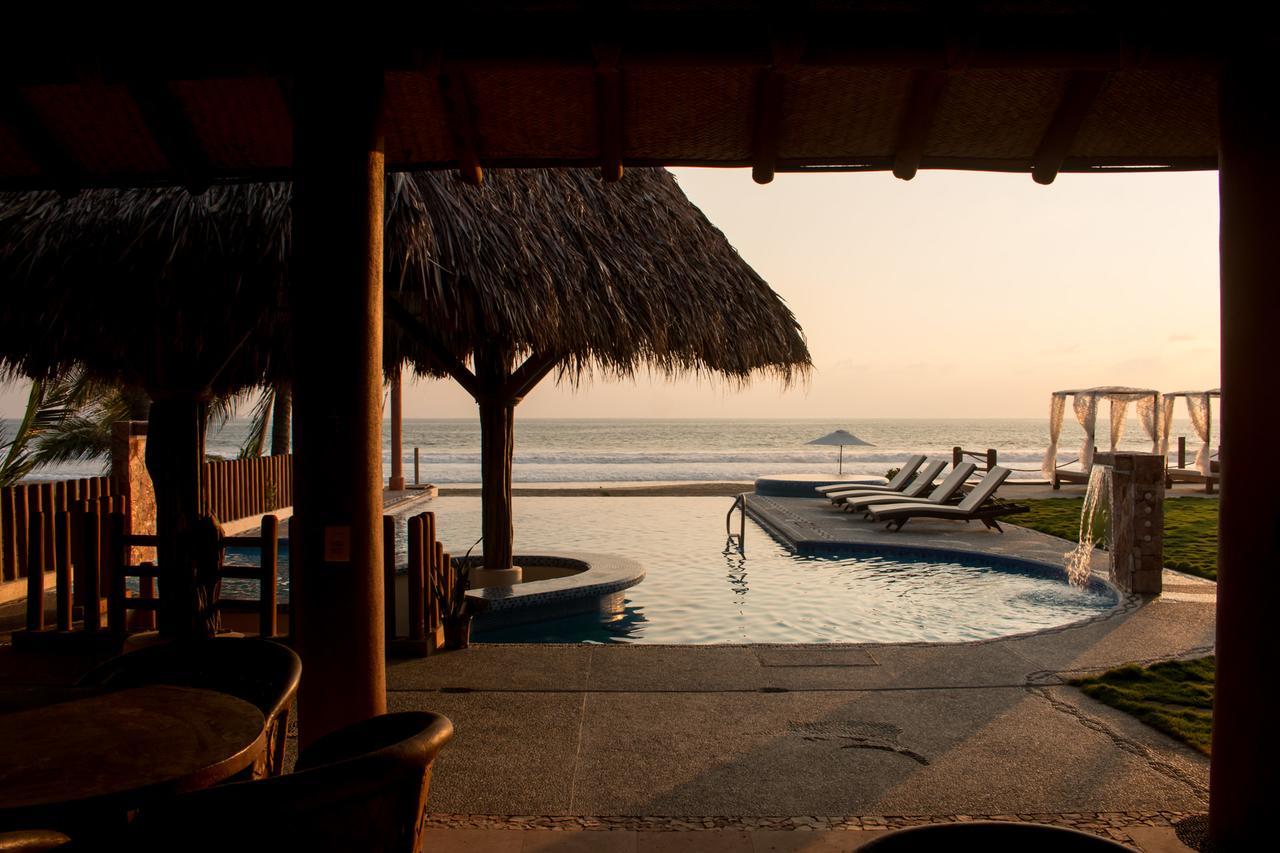 Hotel Villas Punta Blanca Zihuatanejo Exterior foto